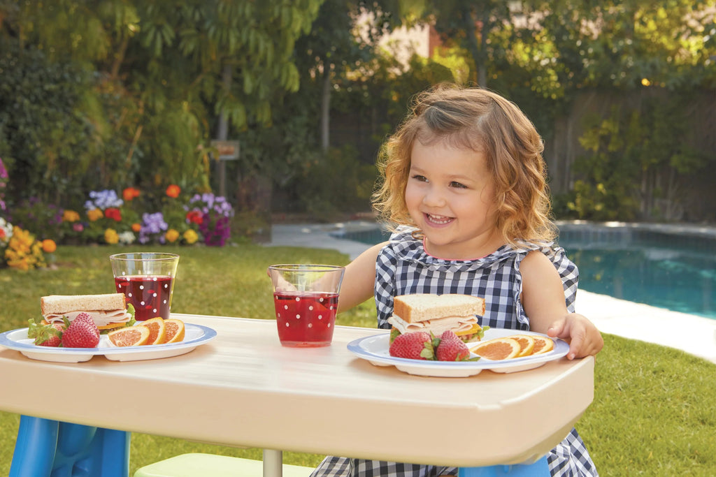 Kids Picnic Table with Umbrella D950