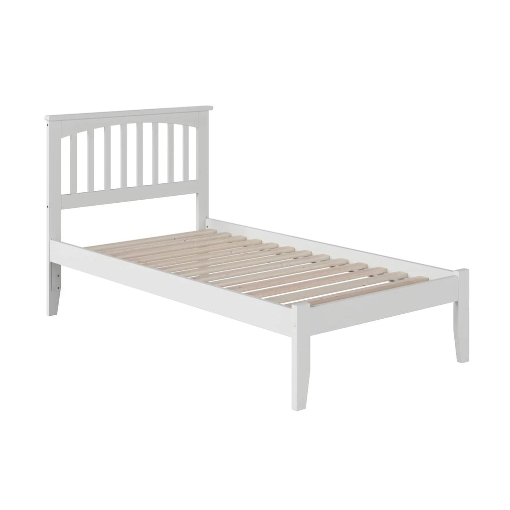White Platform Bed with USB Charging Station U469