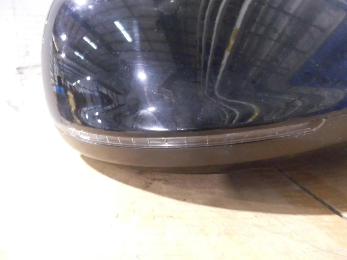 Passenger Side View Mirror with Turn Signal X714365