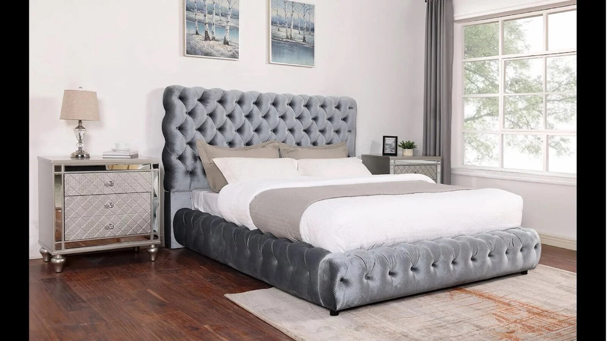 Gray Fabric Queen Size Bed and Nightstand Set I550125