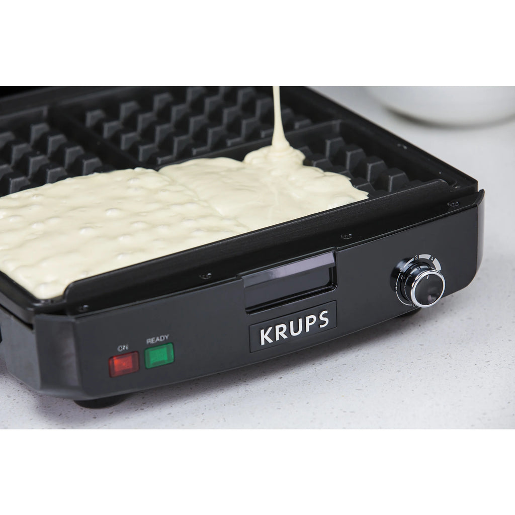 4 Slice Stainless Steel Belgian Waffle Maker with Removable Plates W183370