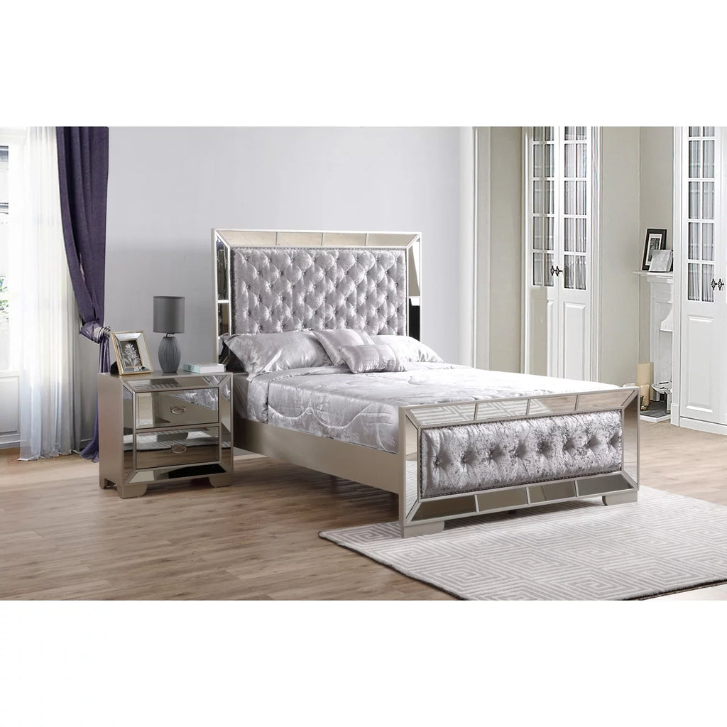 Queen Bed H40128