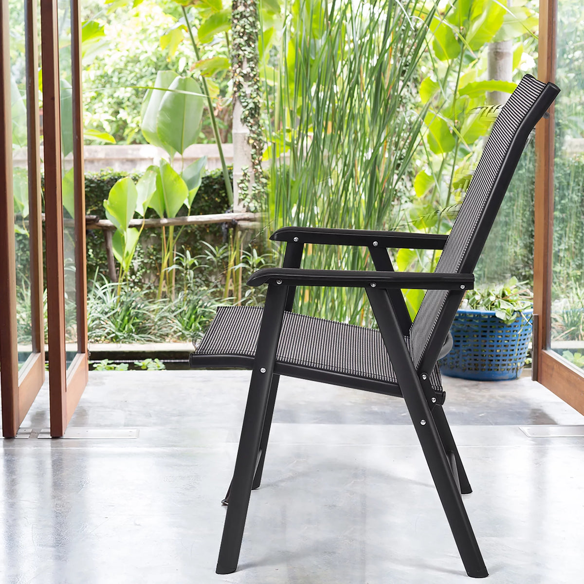 Set of 4 Outdoor Folding Chairs with Armrest T505518