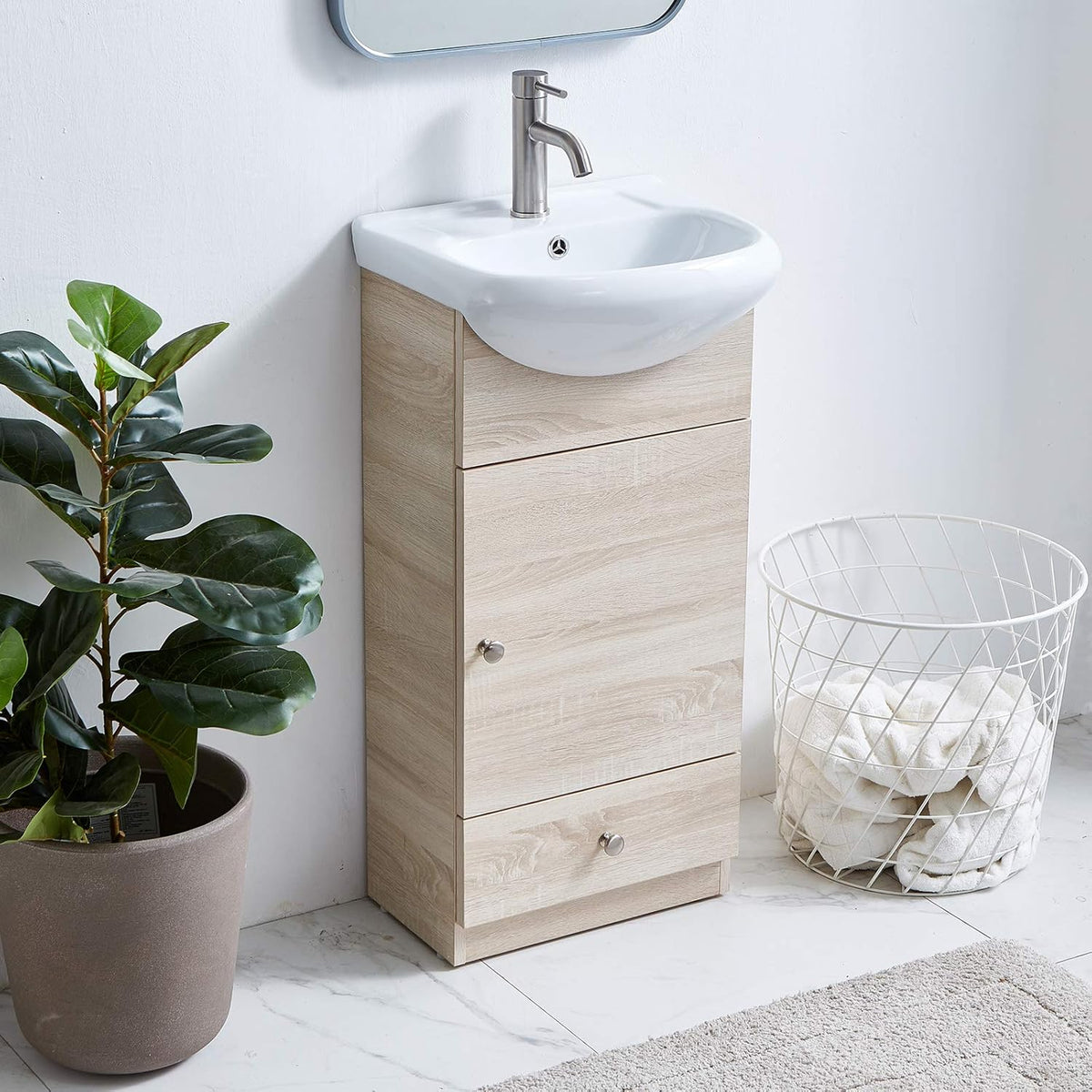 18 inch Gray Wood Grain Bathroom Vanity with Ceramic Sink Y760019