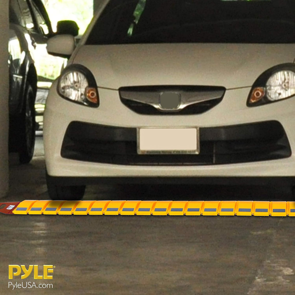 Heavy Duty Reflective Plastic Speed Bump for Driveway Roads Parking Lot K736