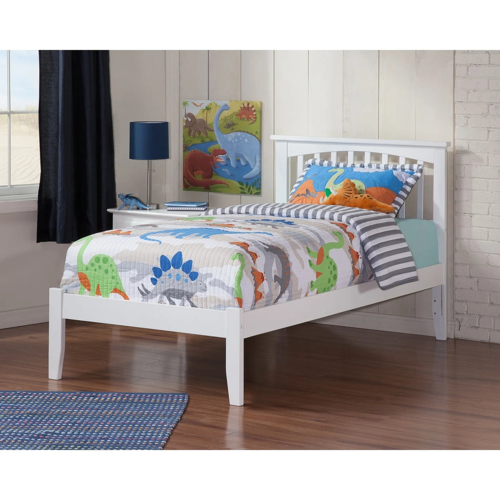 White Platform Bed with USB Charging Station U469