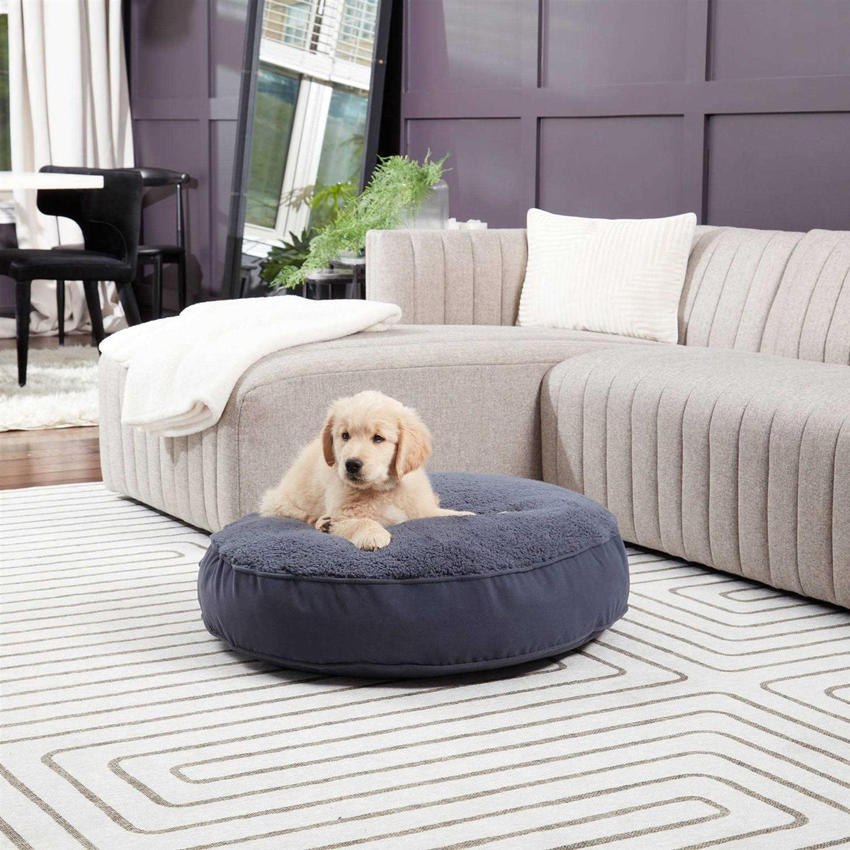 Round Dog Bed L869219