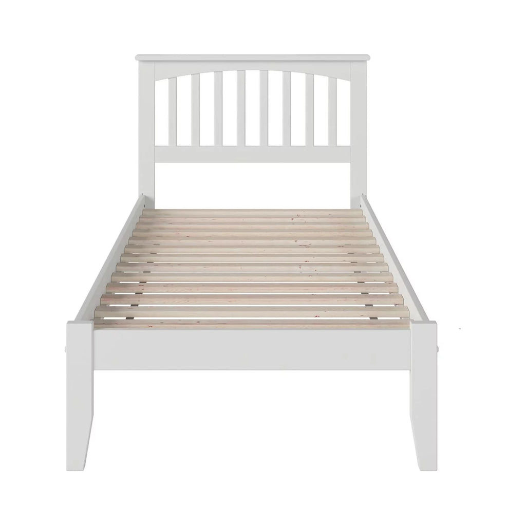 White Platform Bed with USB Charging Station U469
